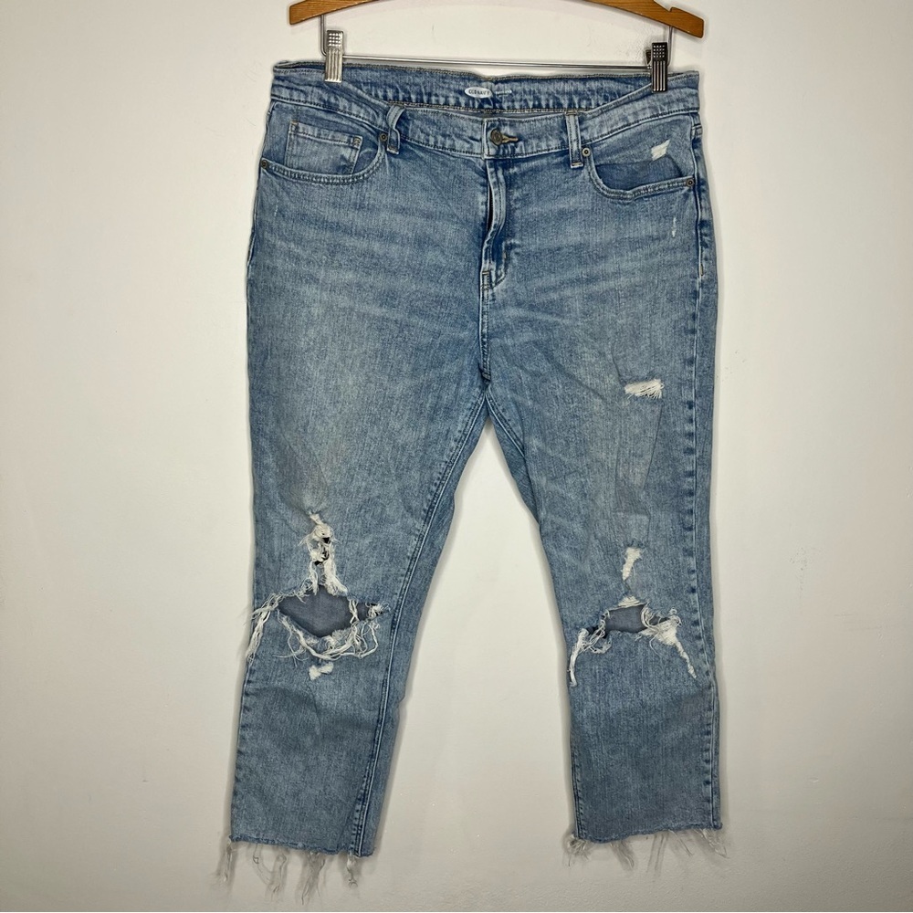 Old navy boyfriend mid rise Jeans distressed destroyed acid Wash size 12‎